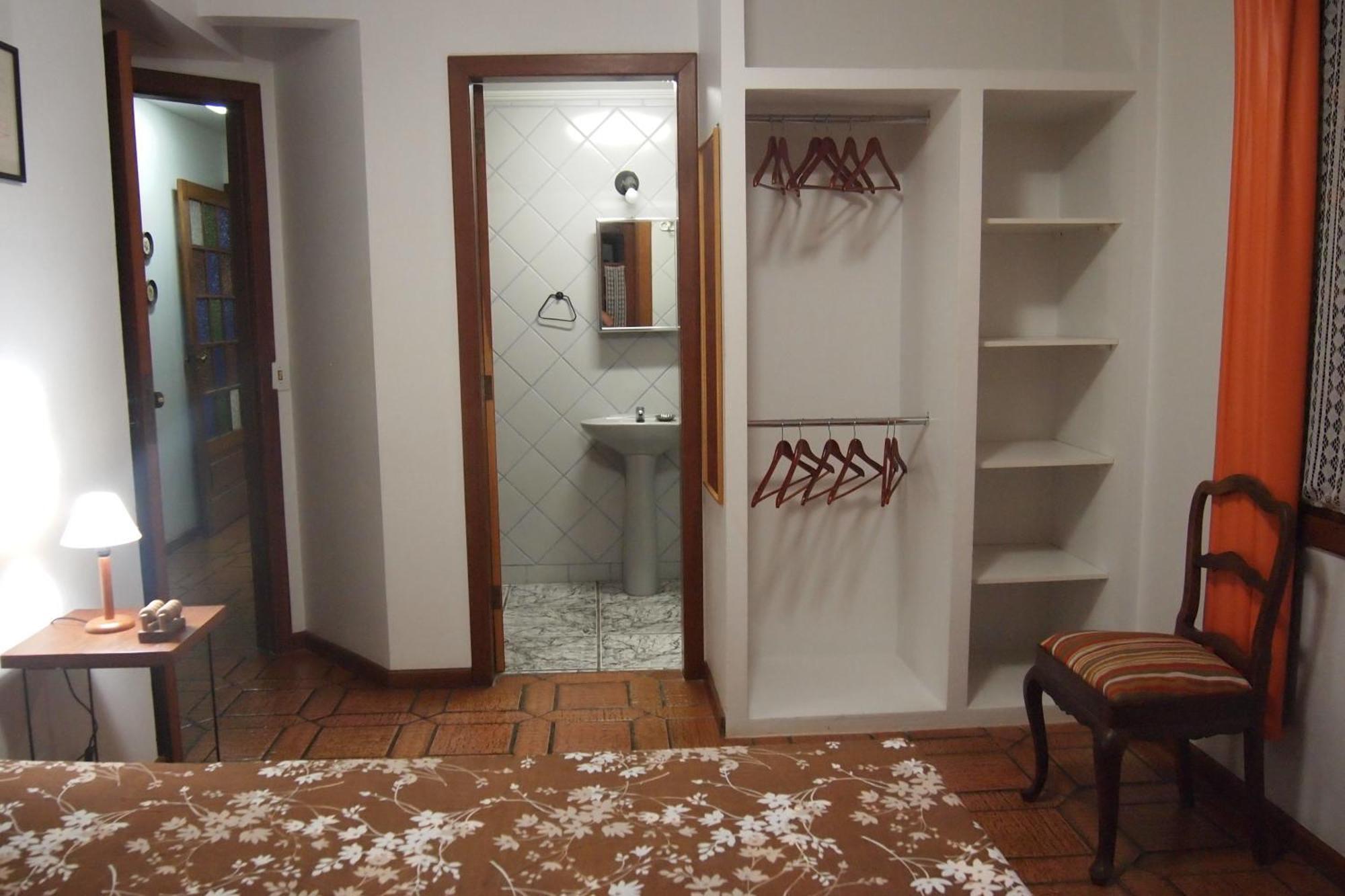 Apartamentos Morada Do Canto - 130M Da Praia Principal Бомбиньяс Экстерьер фото